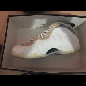 Woman’s Nike Foamposite